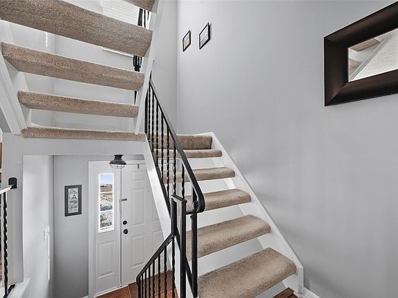 4th image of 3073 Meadow Brook Ct