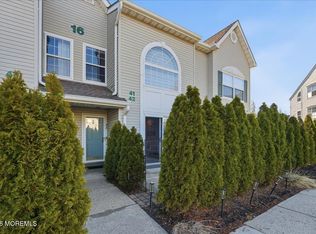 42 Richmond Ct, Tinton Falls, NJ 07712