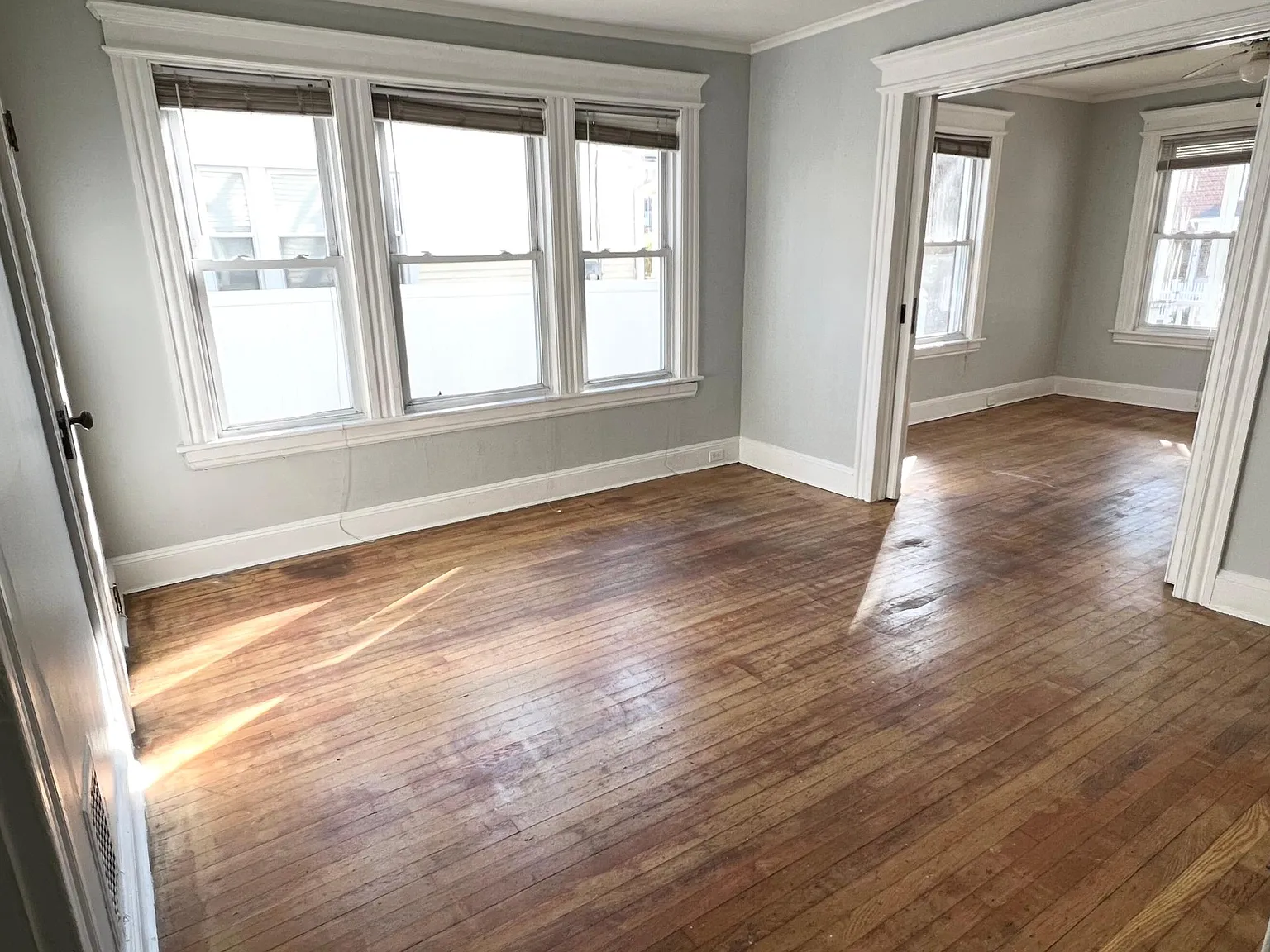 2 bed, 900 sqft, $2,000 — Photo 4