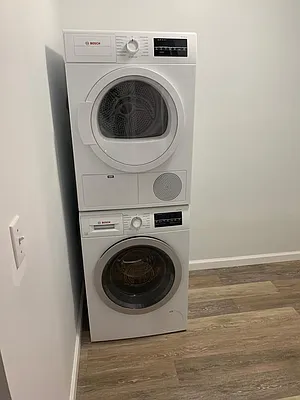 Rented by Premier Metro Realty Corp | media 13