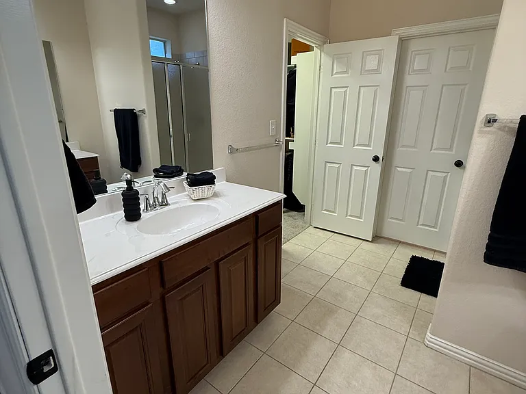 6406 Shakespeare Pl — Photo 8
