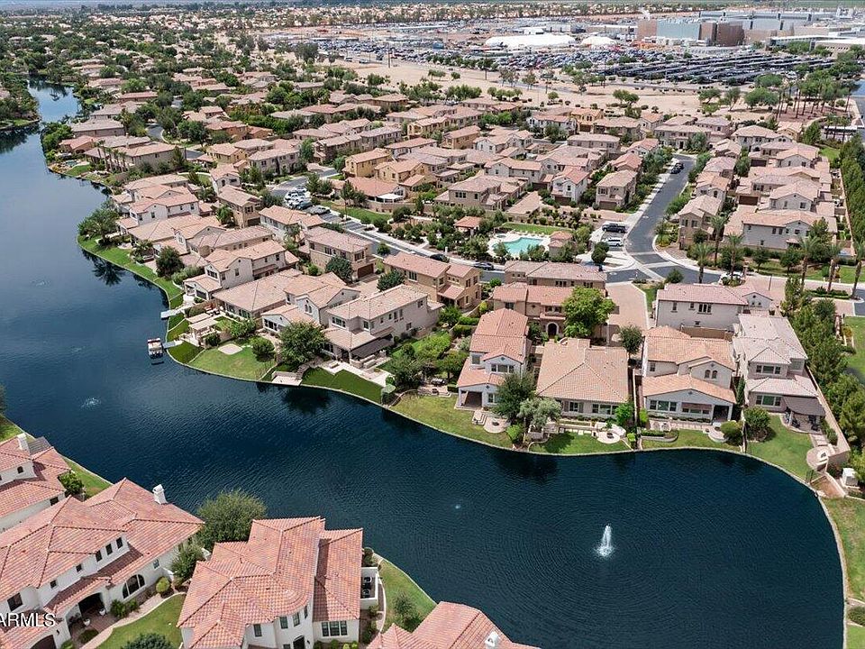 1st image of 1933 W Grand Canyon Dr