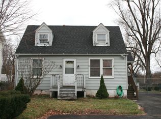 27 Ardmaer Dr, Bridgewater, NJ 08807