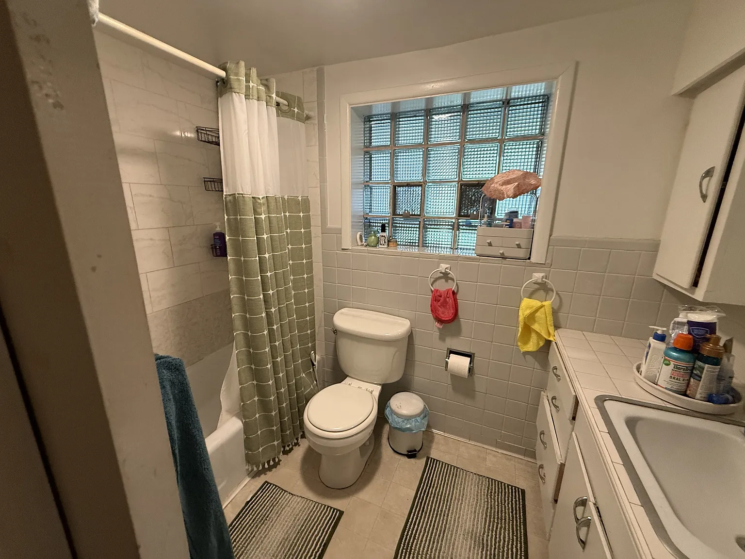 113 Osmun Place - Apt. 1 — Photo 2