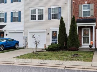 19 Newgate Ct, Falling Waters, WV 25419