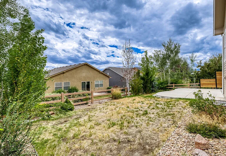 5839 Yancey Dr — Photo 33