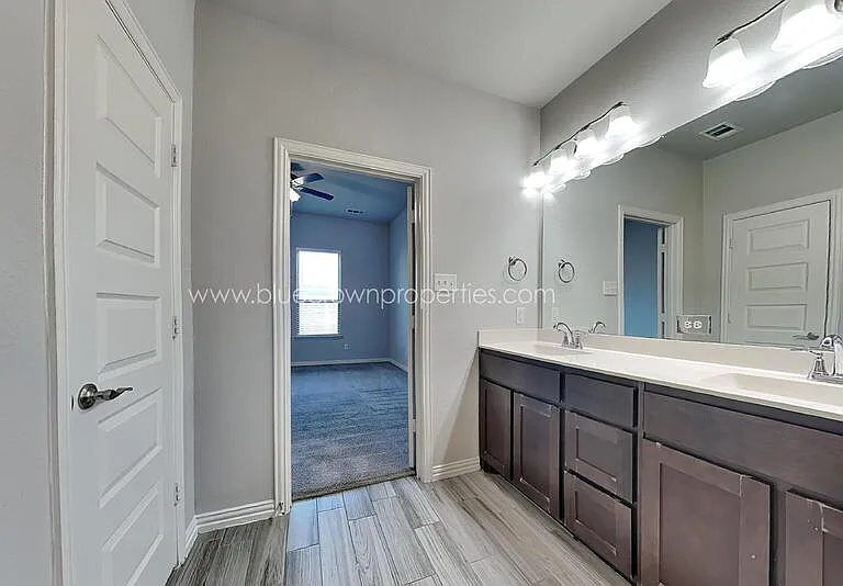 273 Cisco Trl — Photo 11