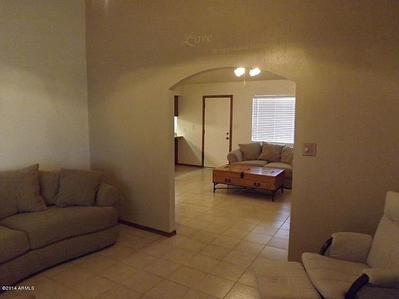 4th image of 3145 S Stewart Cir