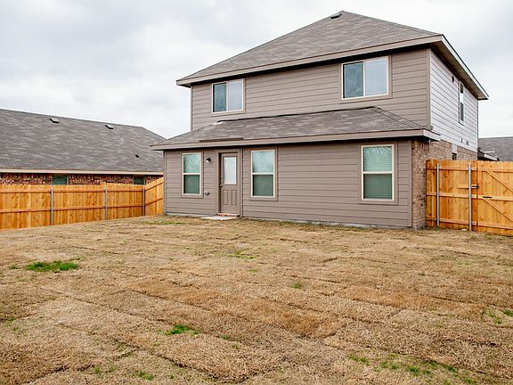 5th image of 601 Canyon Cactus St