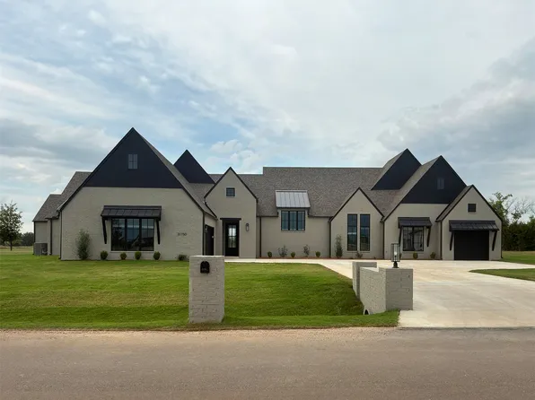 31750 E Two Socks Dr, Broken Arrow, OK 74014