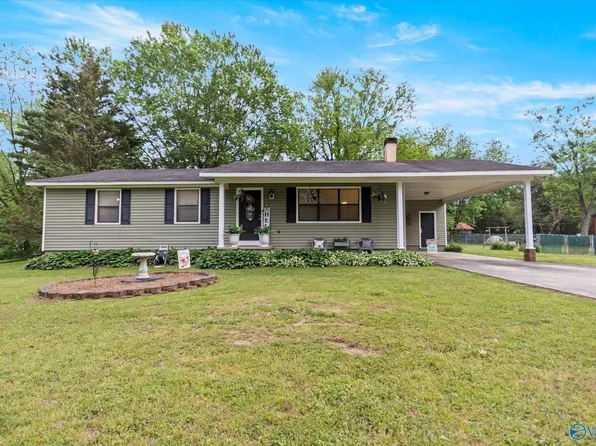 192 Charlotte Ave, Boaz, AL 35957