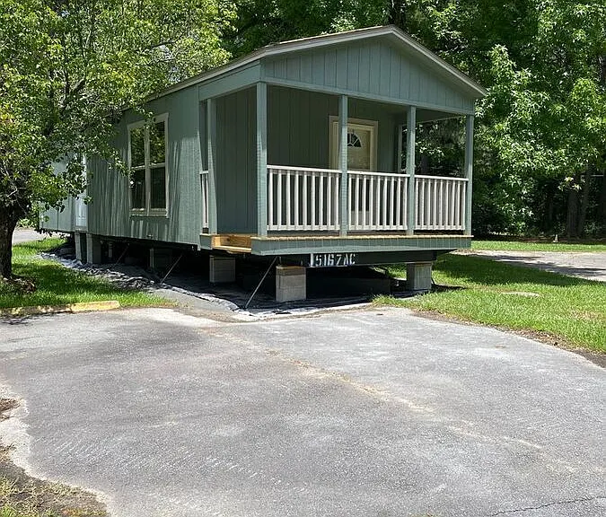 3000 John Harden Dr #73 — Photo 1