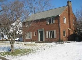 2556 Andover Rd, Columbus, OH 43221