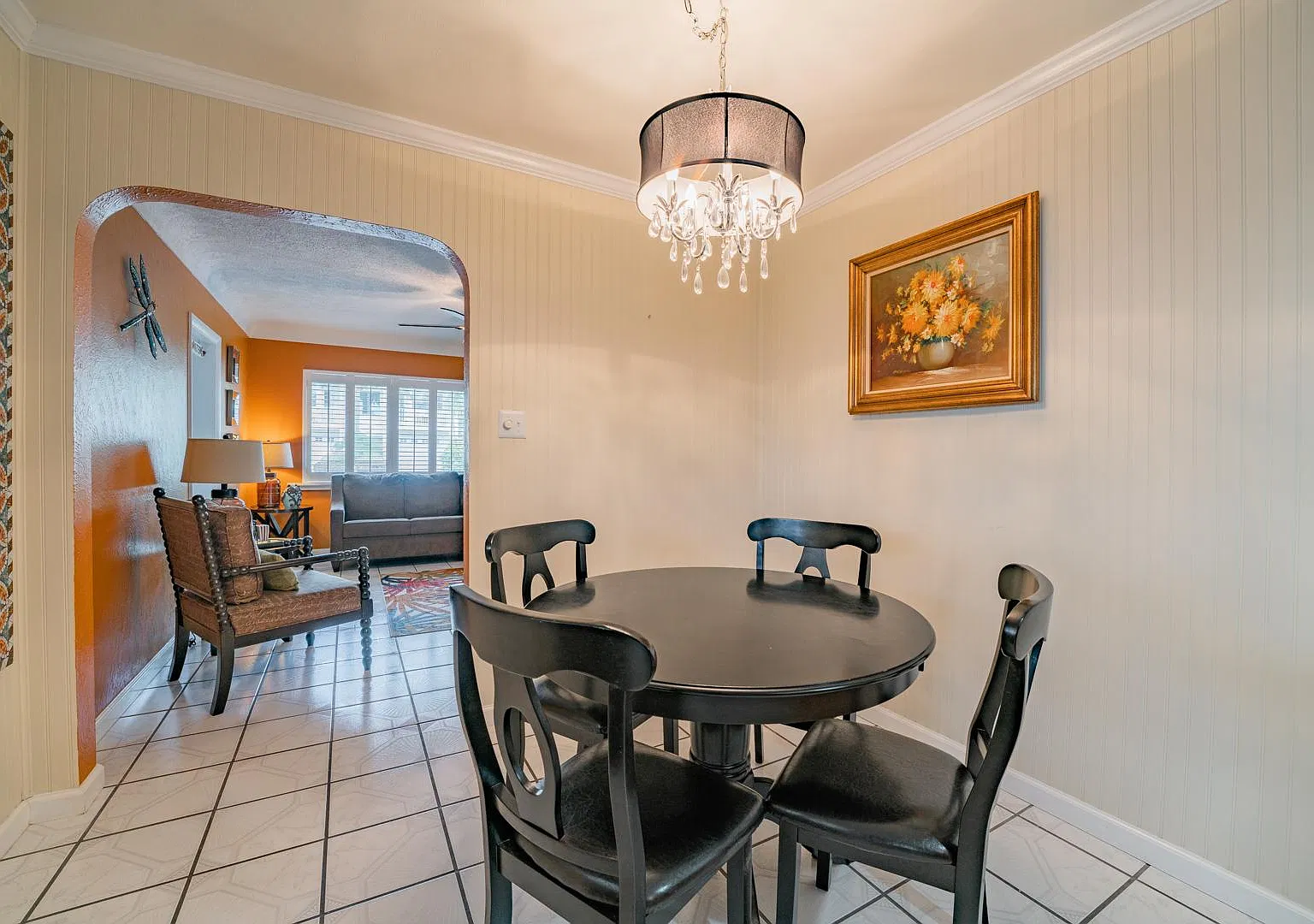 2 bed, 1000 sqft, $6,000 — Photo 3