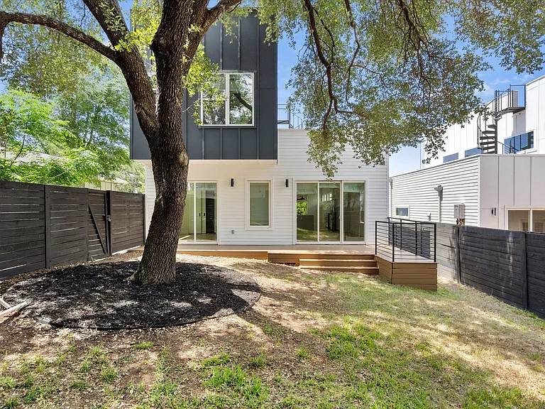 4712 Reyes St #1 — Photo 41