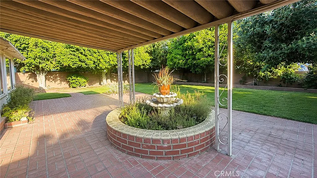 3 bed, 1677 sqft, $4,750 — Photo 4