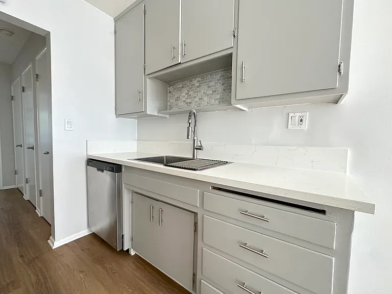 4307 Cedros Ave #4311-1 — Photo 7