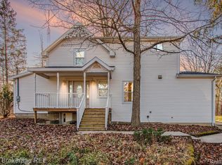 50268 County Road 681, Lawrence, MI 49064