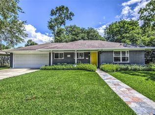 5258 Creekbend Dr, Houston, TX 77096