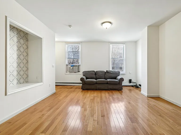 66 Chestnut Ave #1 — Photo 6