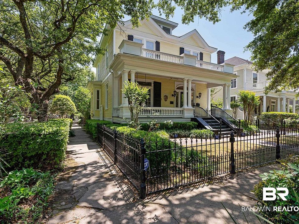 1st image of 251 S Georgia Ave