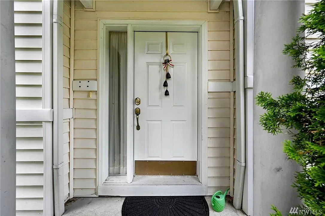 3 bed, 2.5 bath, 2164 sqft, $2,500 — Photo 4