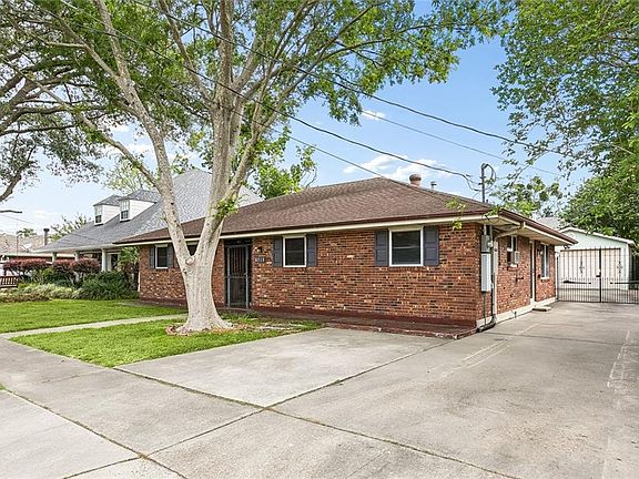 2nd image of 8713 Bocage Pl