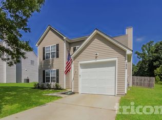 7838 Montbrook Dr, Charlotte, NC 28214