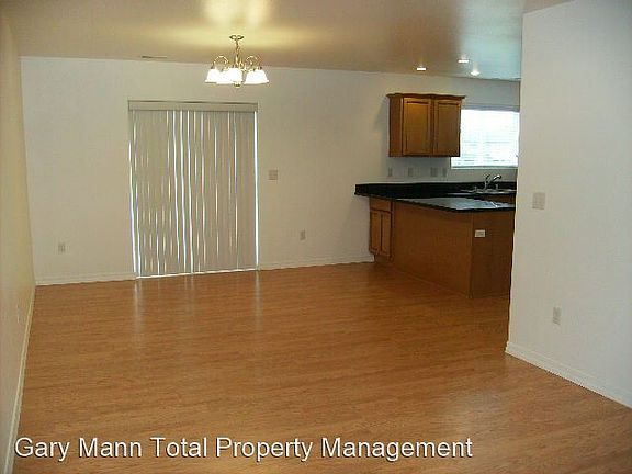 2nd image of 103 E Mizzou Ct APT B
