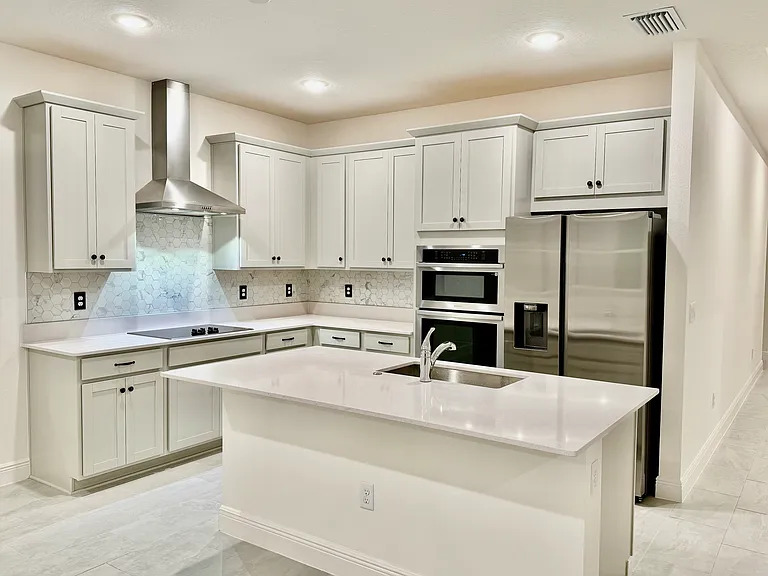 4866 Shady Pines Dr — Photo 6