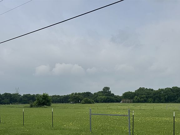 4th image of 2509 Grace Ln