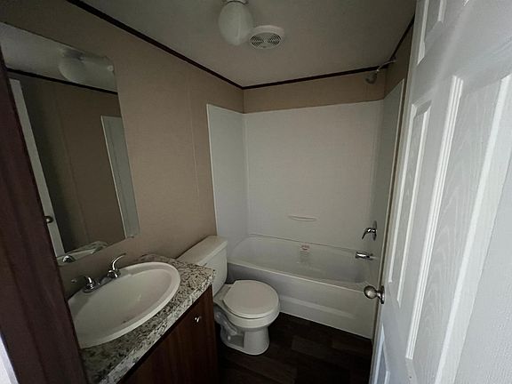 3rd image of 152 County Road 3459
