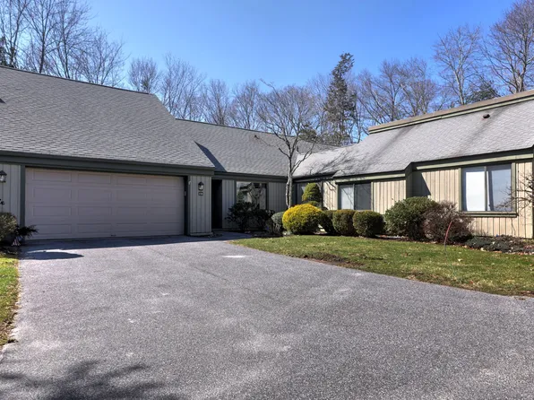 2 Heritage Crest #B, Southbury, CT 06488