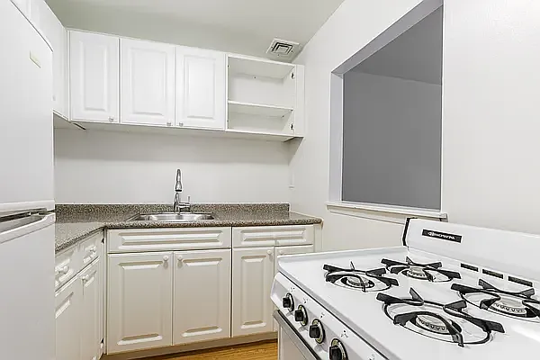 Rented by MNS | media 2