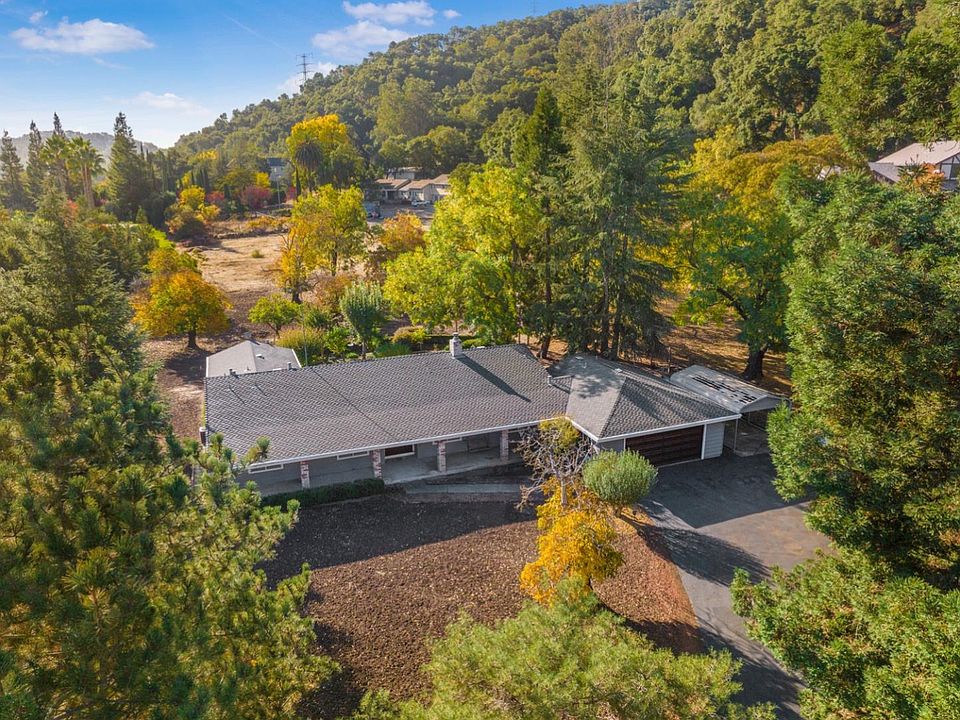 1st image of 2130 Lilac Ln