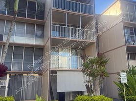 95-55 Waikalani Dr, Mililani, HI