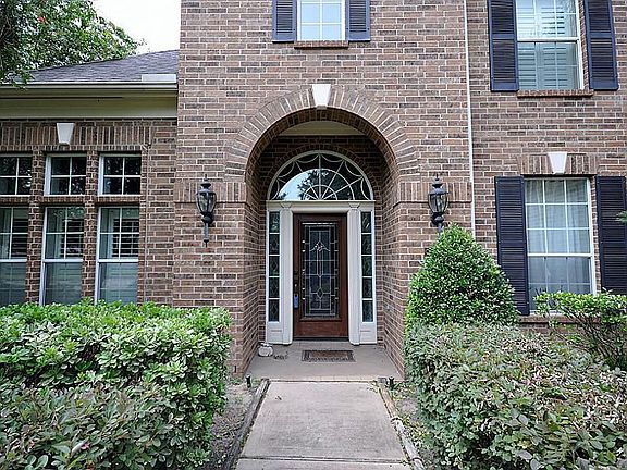 3rd image of 22510 Oak Mist Ln