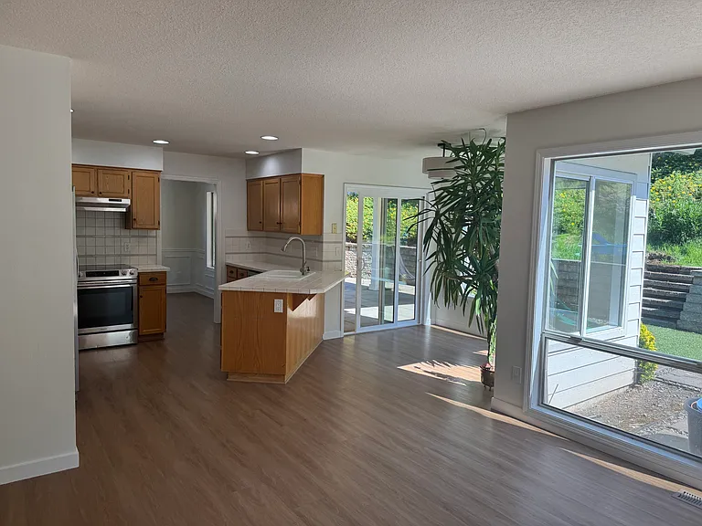 6325 SW Bently Ct — Photo 10