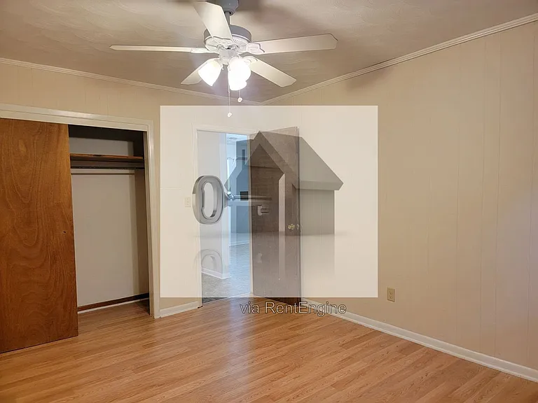 917 N 70th Ave — Photo 18