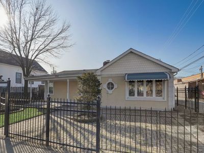 2742 N Meade Ave, Chicago, IL, 60639