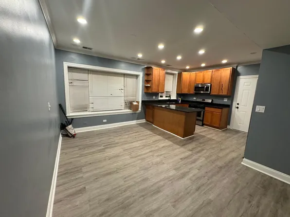 2315 W Rosemont Ave Unit 1, Chicago, IL 60659