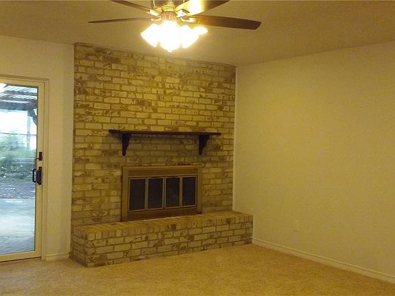 2nd image of 206 Cherry Ln
