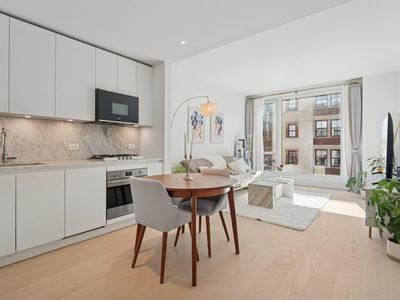 144 1st St #4A, Jersey City, NJ, 07302