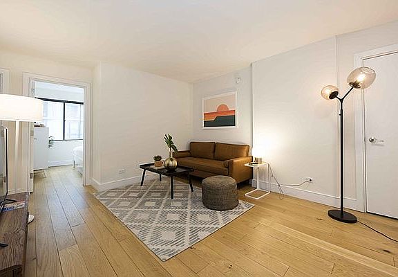 3rd image of 230 E 44th St APT 12F