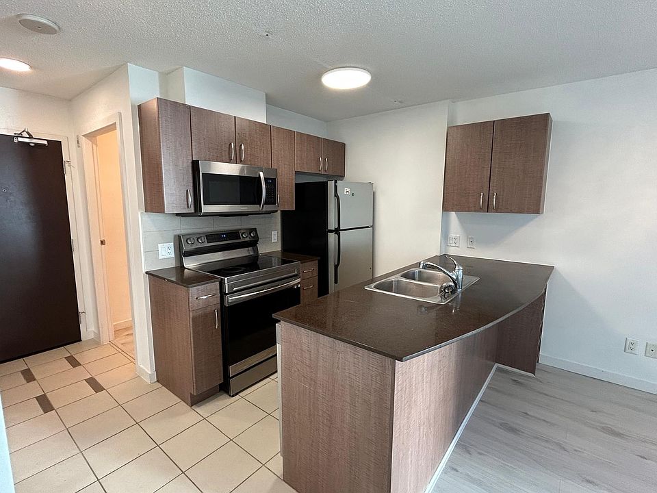 1st image of 610 Granville St #11XX