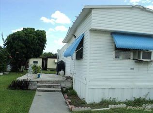 3040 SW 53rd Ter, Davie, FL 33314
