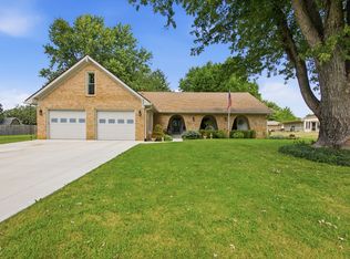 4044 Hazy Ln, Greenwood, IN 46142