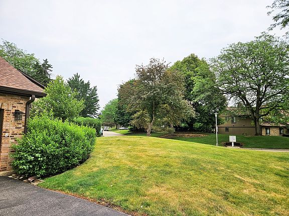 5th image of 1932 Golf View Dr