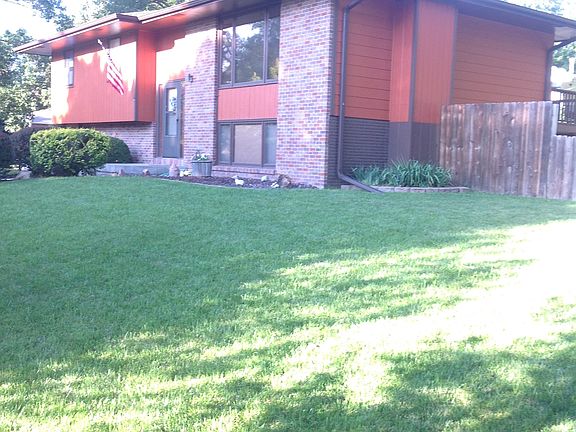 2nd image of 10130 N 143rd St