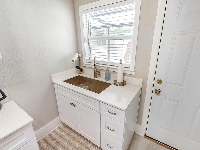 128 Claremont Ave #2 — Photo 18